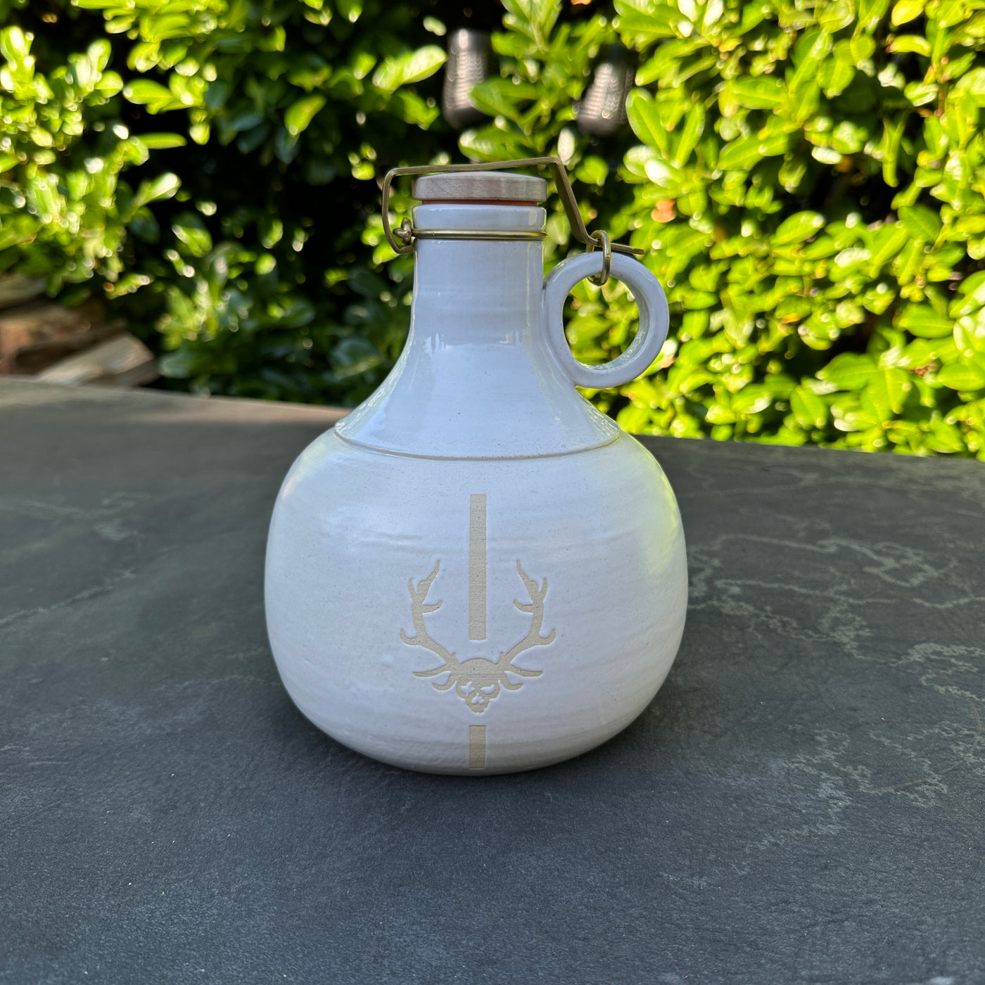 Kingdom of Mud X Kingdom Armory Growler
