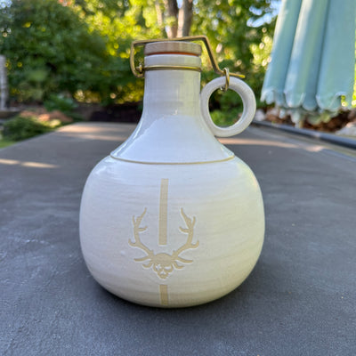 Kingdom of Mud X Kingdom Armory Growler